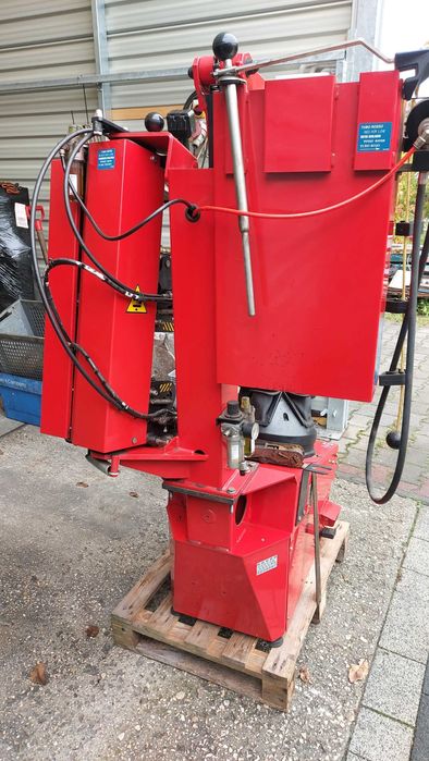 Montażownica kół BUTLER Airdraulic 1050