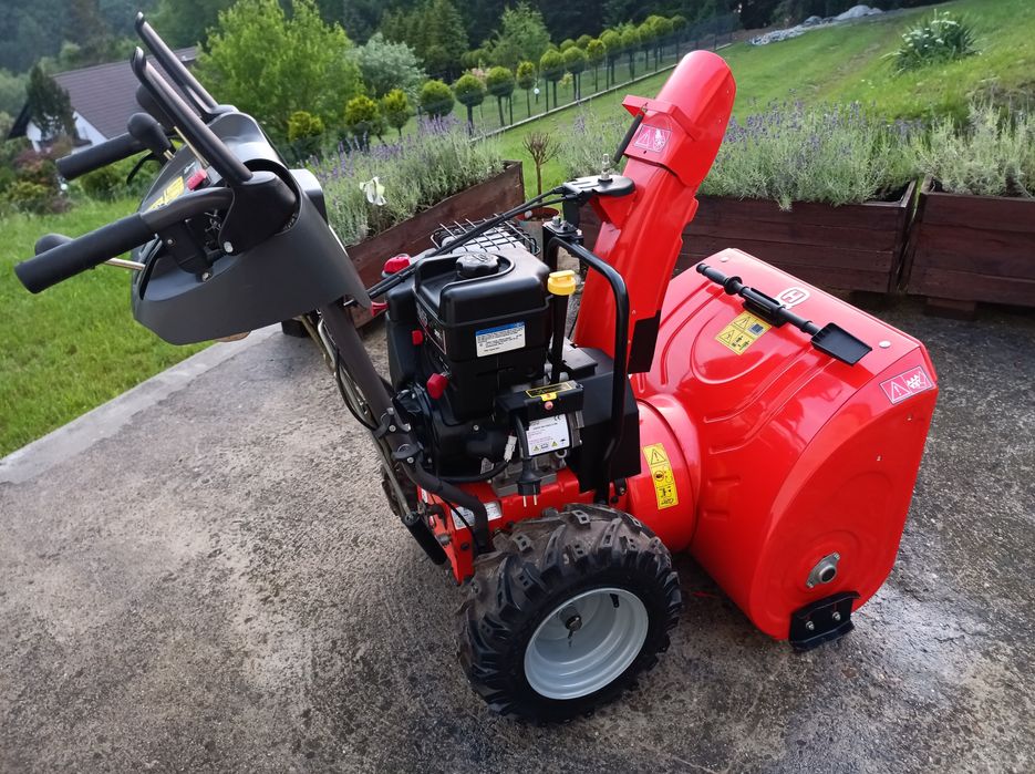 Odśnieżarka Husqvarna ST268EP