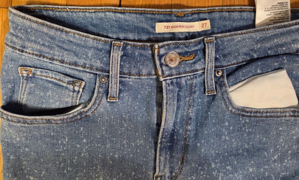 Levi's 721 High Rise Skinny W27 bleached wash - stan bardzo dobry