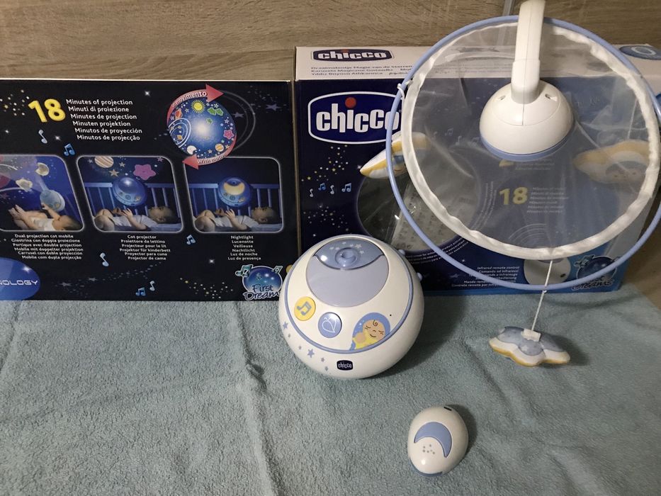 Projetor Chicco NOVO móbile dos sonhos cor de rosa e Projetor cor azul