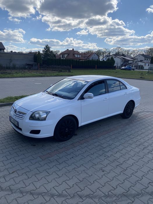 Toyota Avensis 1.6 lpg