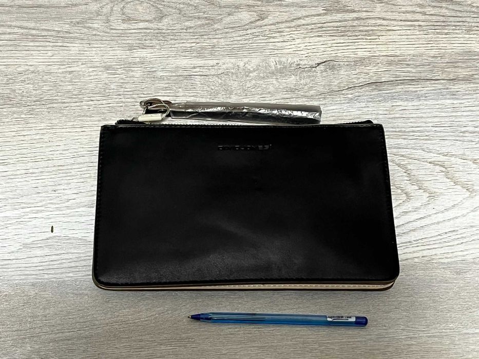 Компактный клатч David Jones черный с ремешком через плече