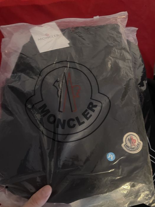 Calcoes Moncler tamanho M