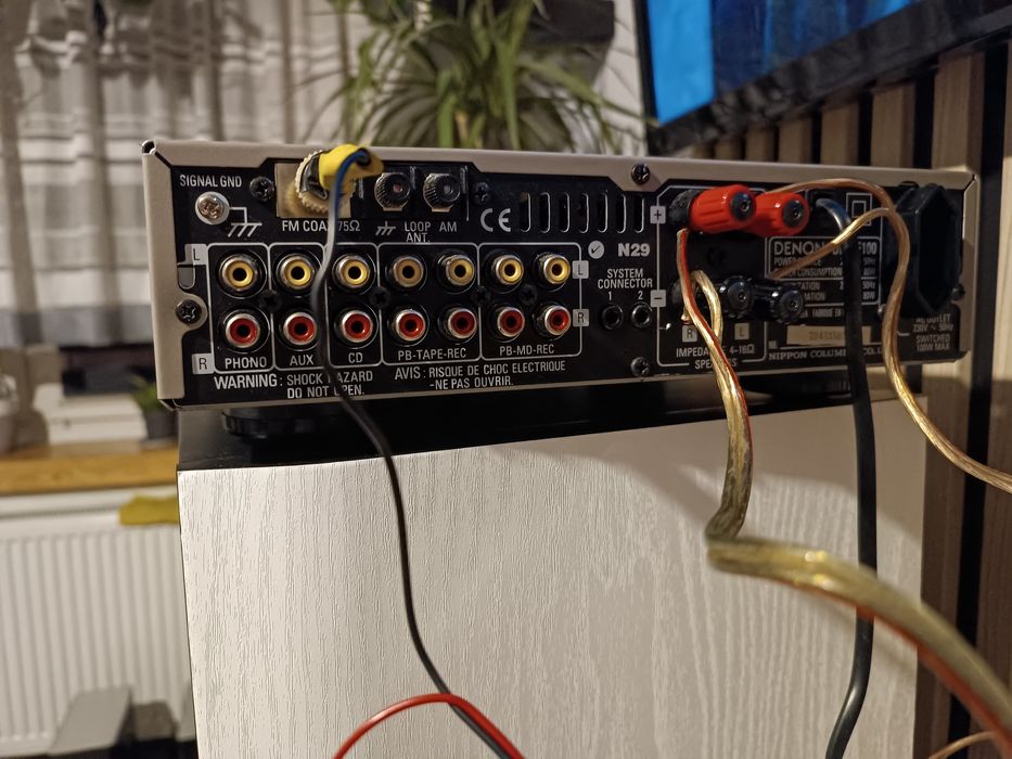 Amplituner Denon DRA-F100