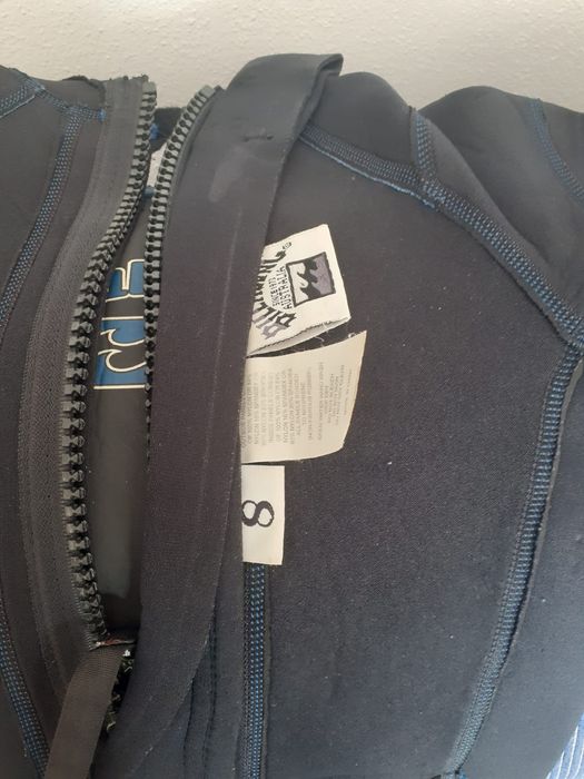 Fato de surf billabong 8 anos