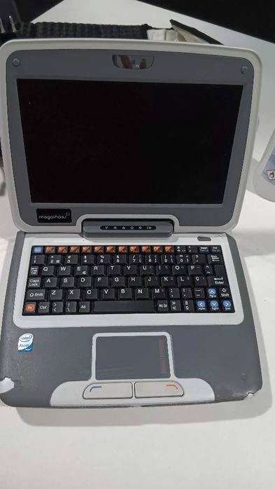 Vendo PC Magalhães
