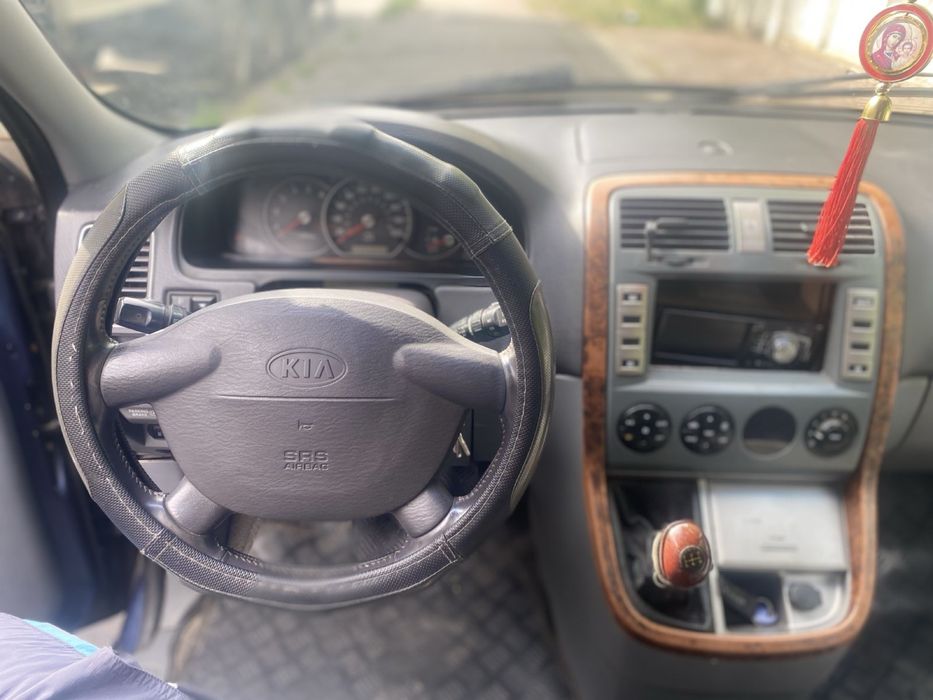 KIA Carnival 2.9 CRDi на повному ходу