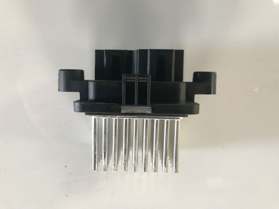 rezystor nagrzewnicy renault t 2015r t9778002