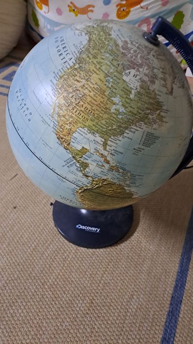 Candeeiro globo terrestre