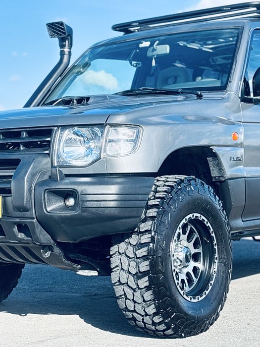 Mitsubishi Pagero 2800 GLS (longo, abas largas) muito estimado!
