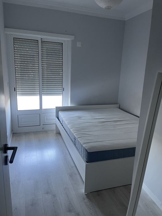Quarto para arrendar (Damaia Amadora)