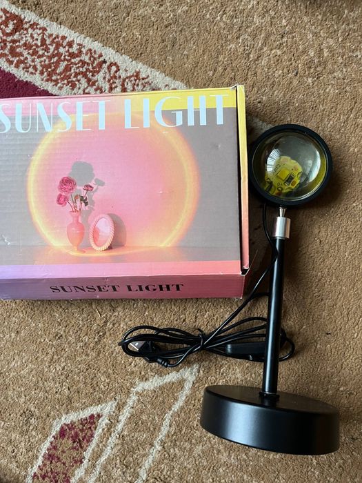 Світильник з теплим освітленням