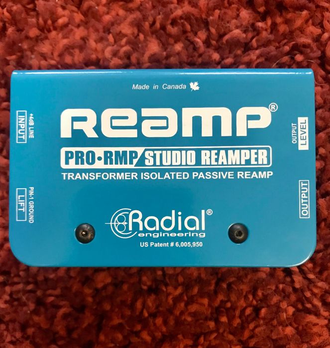 Pedais e Material de Estúdio