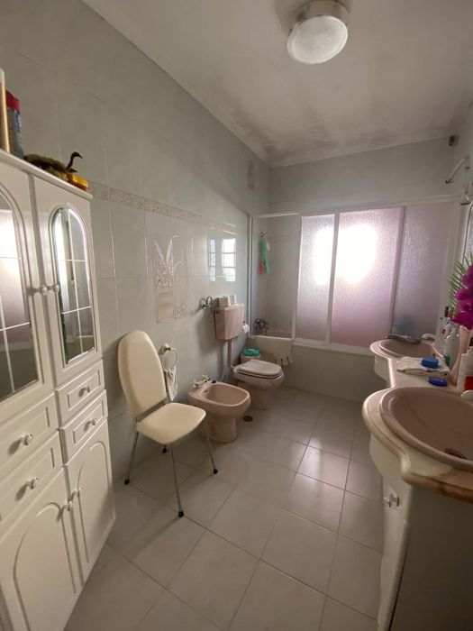 Vendo moradia T4 na Vila de Ulme