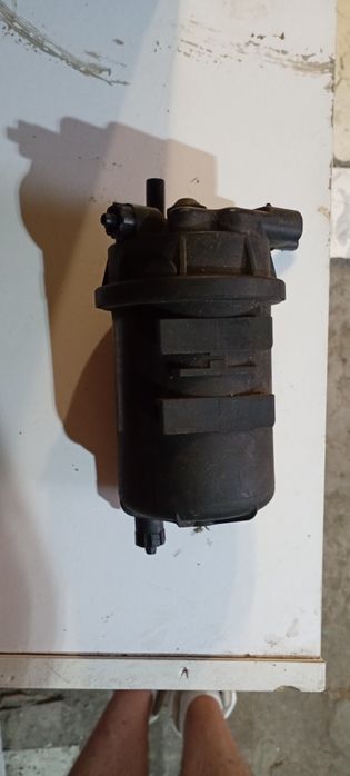 Корпус паливного фільтра Рено Лагуна