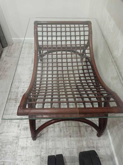 Столик журнальный, производство Индонезия