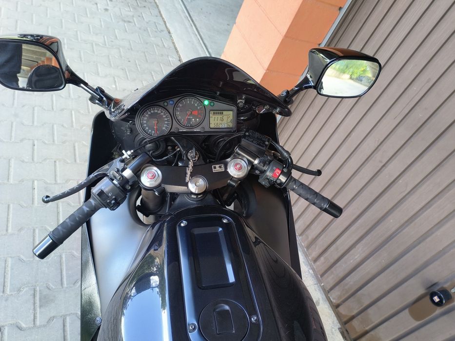 Zx12R (Hayabusa Killer)