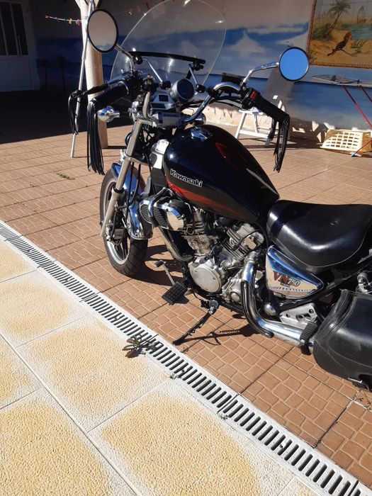 Moto Clássica Impecável