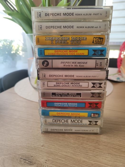 Kasety magnetofonowe zestaw Depeche Mode DM 13 sztuk