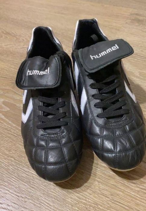 Кроссовки с подсветкой 12 режимов. Ярко святят