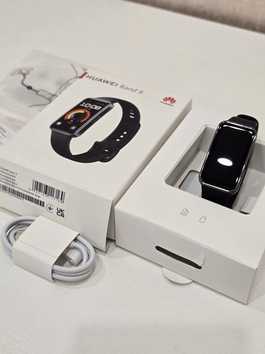 Продам huawei band 9