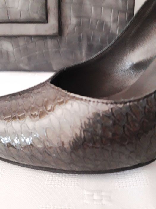 Buty- czółenka ze skóry  (38,5 F)  firmy Ryłko + torebka - komplet