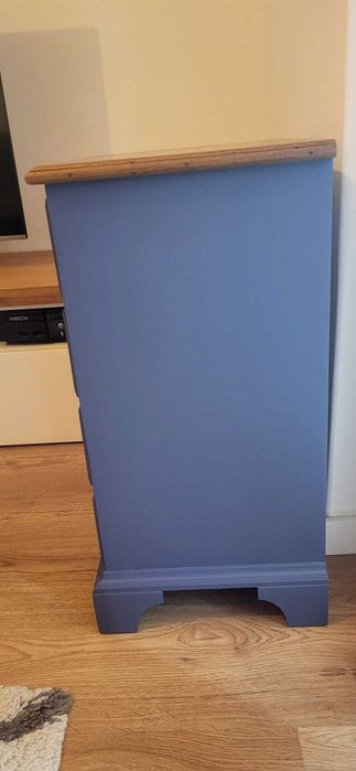 Cómoda madeira maciça