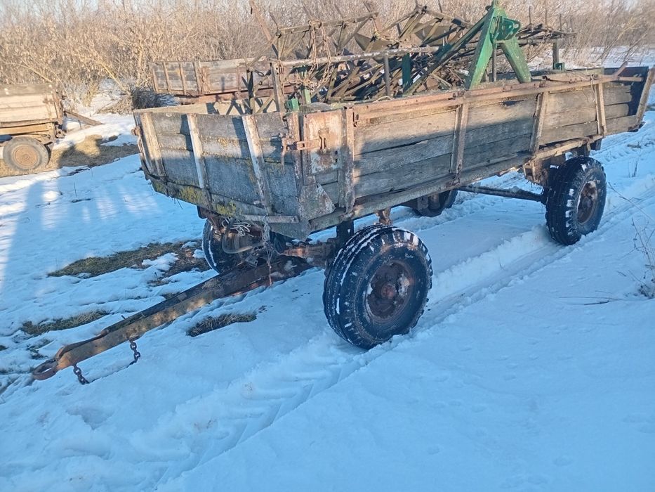 Прицеп 2 птс 4 на тягах