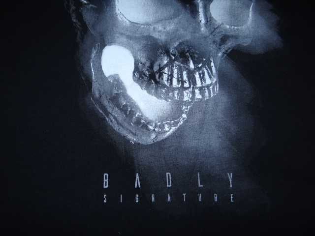 Bawełniana Koszulka - Badly Wear Signature