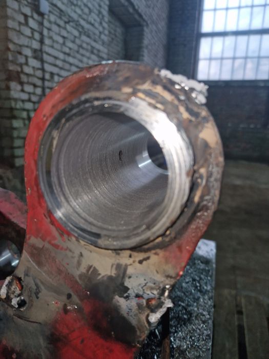 Розточка,наплавка, відновлення отворів та посадочних місць