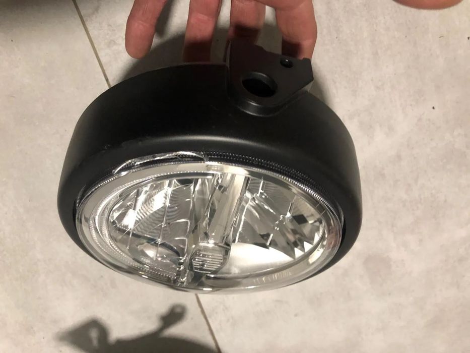 Yamaha    XSR 125 reflektor lampa