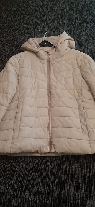 Casaco rosa claro de inverno