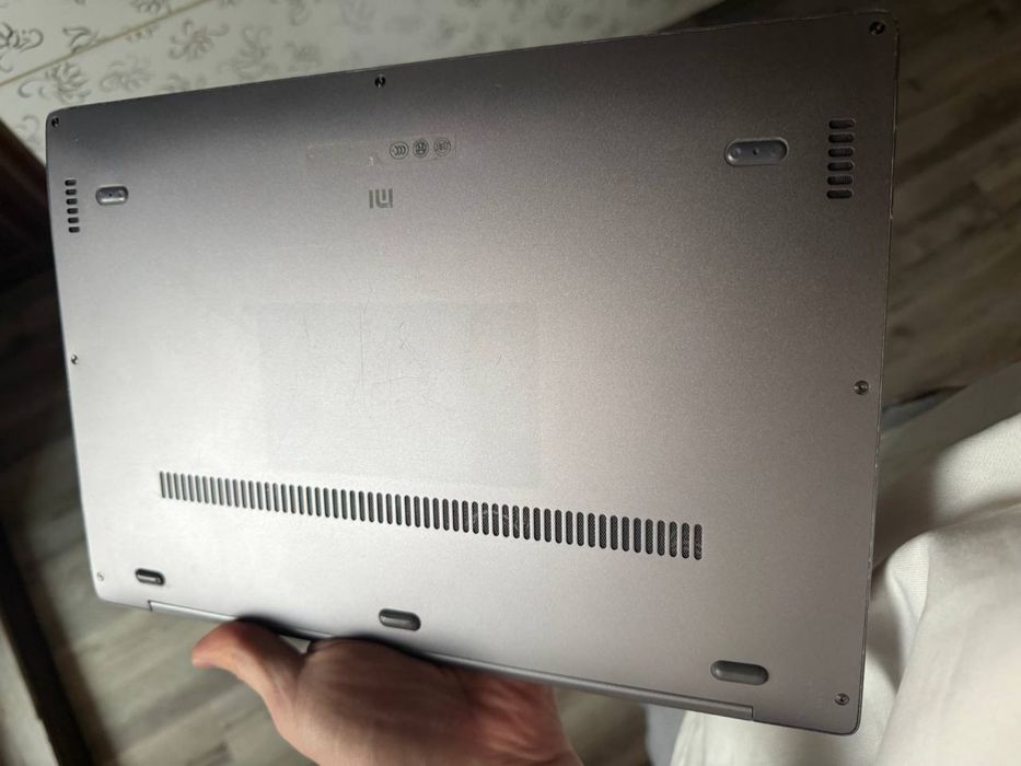 Ноутбук Xiaomi mi air