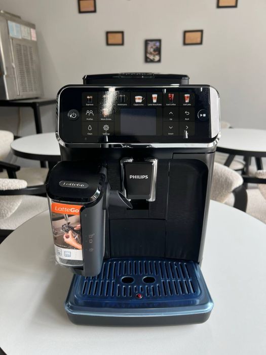 Кавомашина Philips LateGo 5500 series