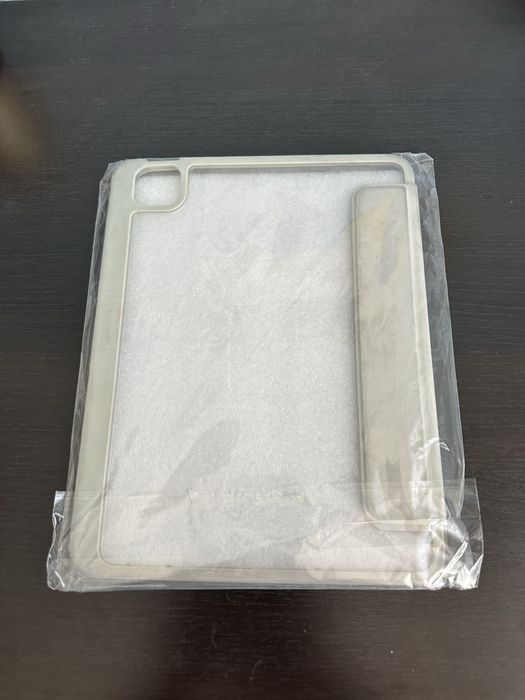 Чехол на айпад ipad air 4 5 10.9 з магнітною кришкою білий прозорий