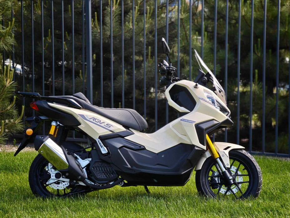 Скутери вищої якості Максі-скутер Vilardo AGV-S Yamaha N-MAX Honda PCX ексклюзивно в Артмото Київ!