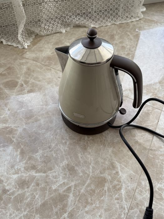 Чайник Delonghi Icona Vintage, електрочайник