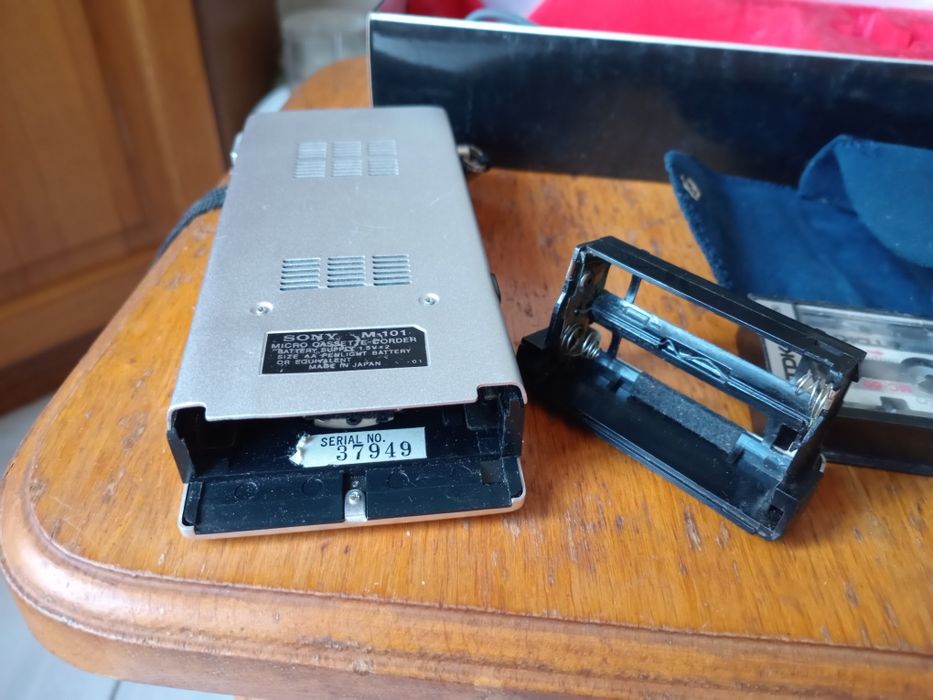 Диктофон Sony M-101