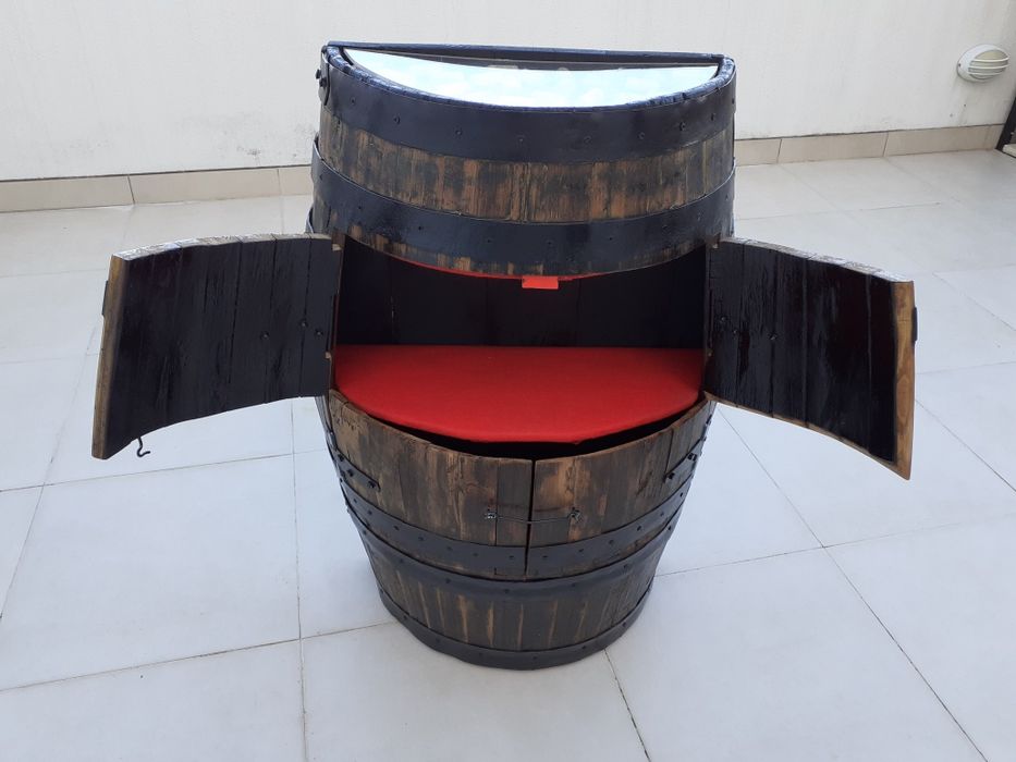 Barril Bar restaurado