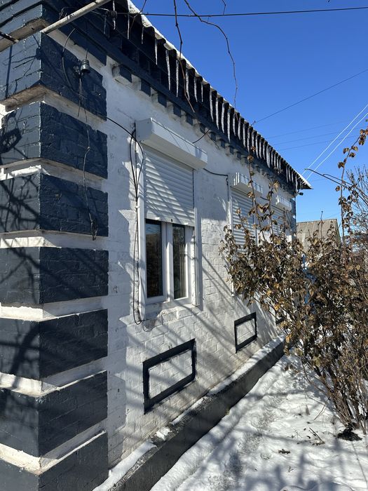 Продам будинок у м. Лозова