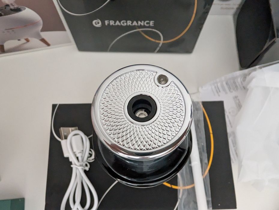 Аромадифузор для авто та дому 160 мл  подарунок