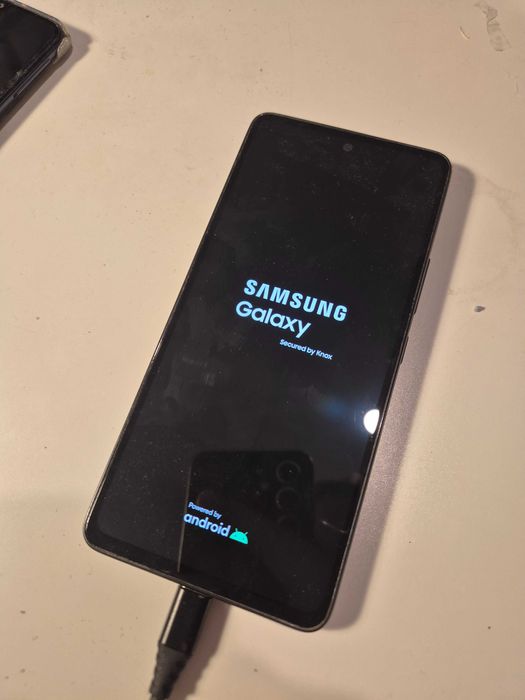 Smartfon SAMSUNG A53 5G: 256 GB, 6GB RAM, aparat 64 Mpx, 6.46"