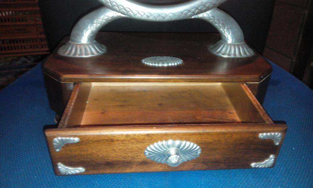 Tin mirror64282458694915122