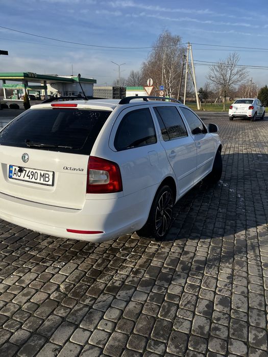 В продажі а 5 fl дизель 1.6 2010 р.