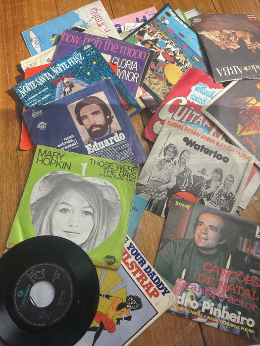 Vários discos vinil antigos- 45