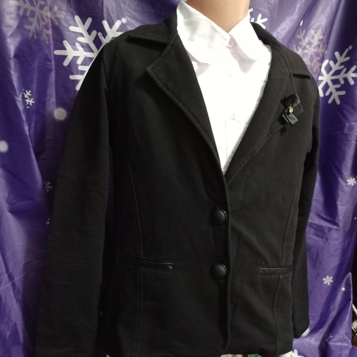 Пиджак для школы на 140- 158 рост