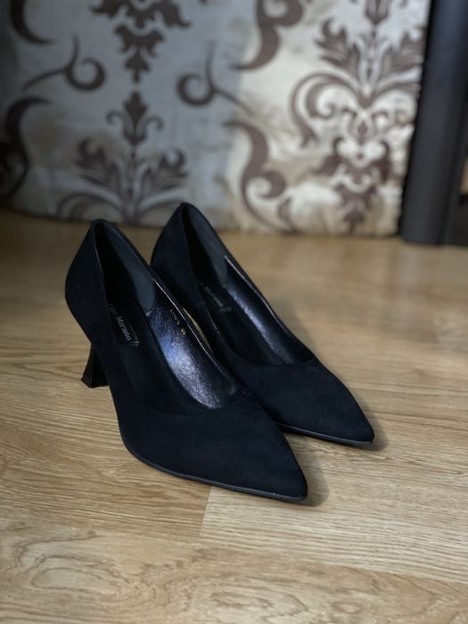 Туфлі чорні 36розмір