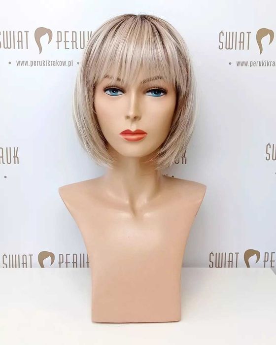 Peruka syntetyczna z grzywką KIELCE