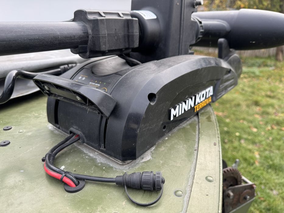 Мотор Minn Kota 12 вольт.
