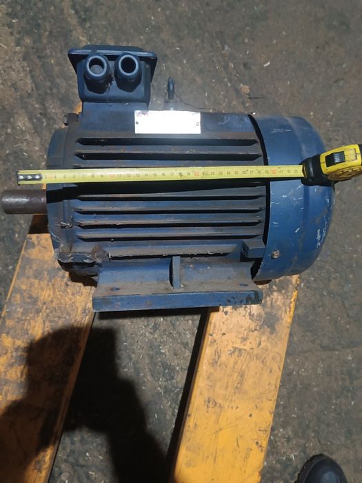 Продам електродвигатель